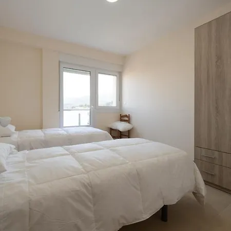 - 2 Bedrooms - 60289 Apartamento Vilar (A Coruna)
